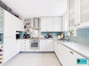 Kitchen- click for photo gallery